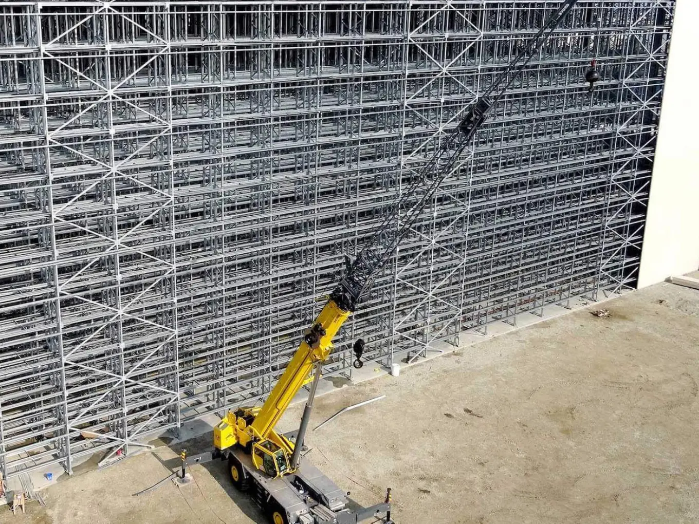 Giydirme cephe depo sistemleri Clad-Rack Systems